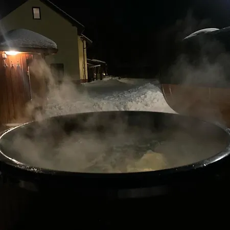 Gajowka- Rowery, Plac Zabaw, Sauna, Jacuzzi Apartman